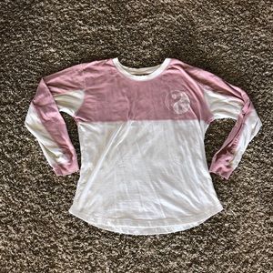 Long sleeve graphic top